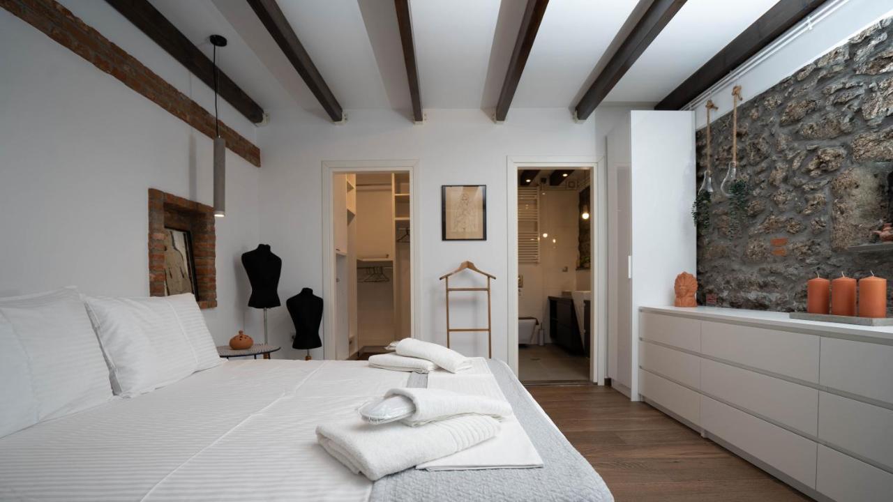 Archhouse Apartment