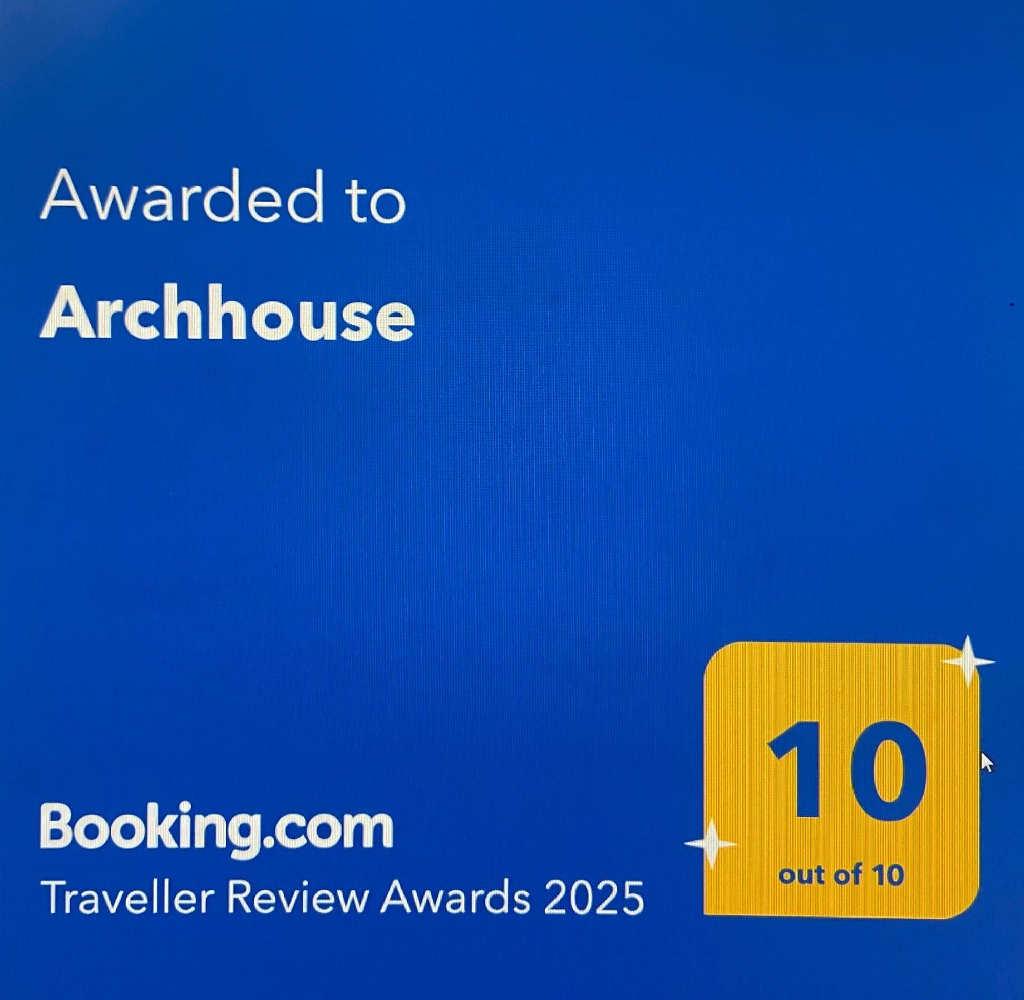 Archhouse